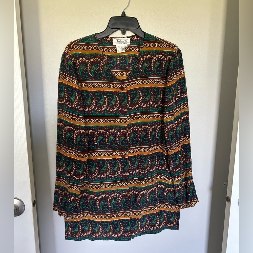 Talbots 100% silk 90’ Paisley, print blouse, size 6.